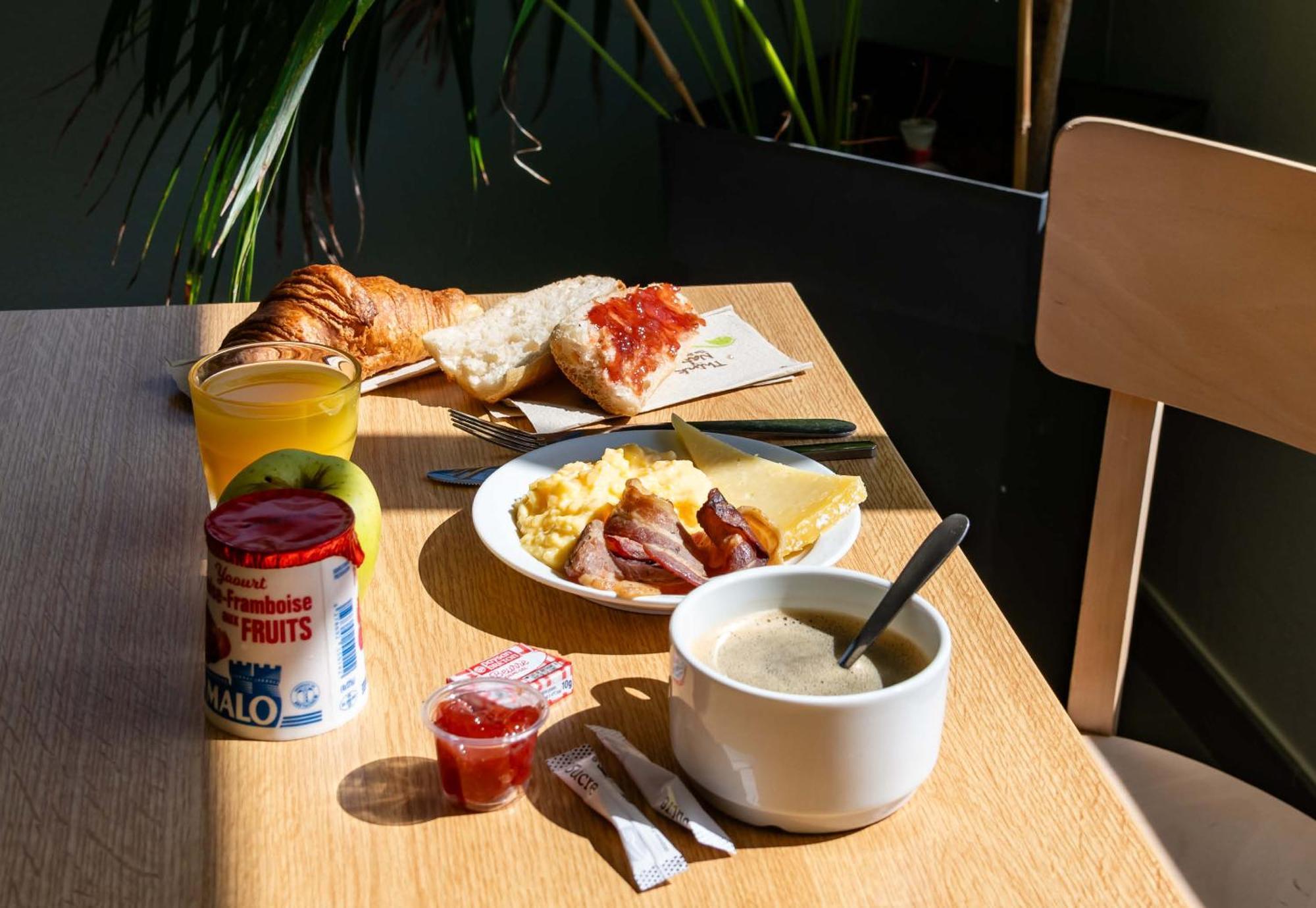 B&B Hotel Saint-Etienne Monthieu Kültér fotó